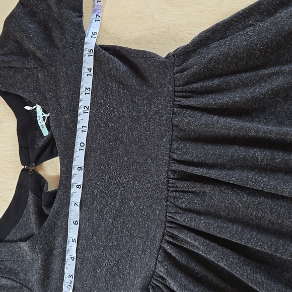 Dark Gray Short Sleeve Dress Size Sm Kimichi Blue Round Neck Mini Rough Edge - Picture 7 of 9